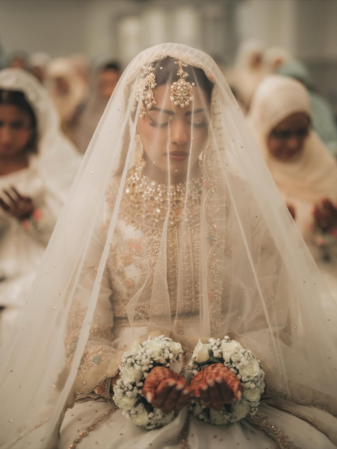 Ivory Bridal Veil with Delicate Crystal Embellishments – Sheer Wedding Veil for Nikkah & South Asian Brides - Image 3