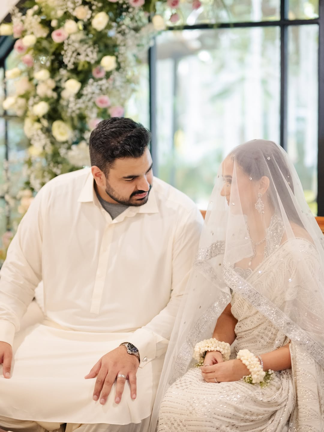 Luxury White Nikkah Dupatta Veil with Delicate Silver Detailing & Statement Border – Elegant Pakistani Muslim Bridal Wedding Dupatta - Image 3
