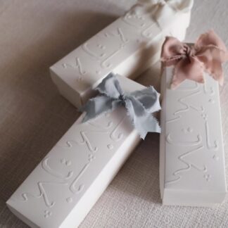 Ivory Baat Pakki Favor Boxes – Elegant Pakistani Engagement & Wedding Gift Boxes