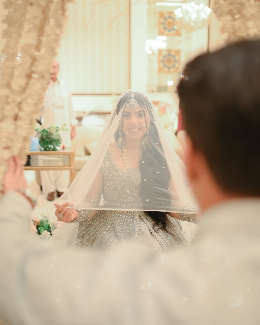 Ivory Nikkah Bridal Dupatta USA with sheer fabric, delicate embroidered border and pearl edge detailing for Pakistani brides.