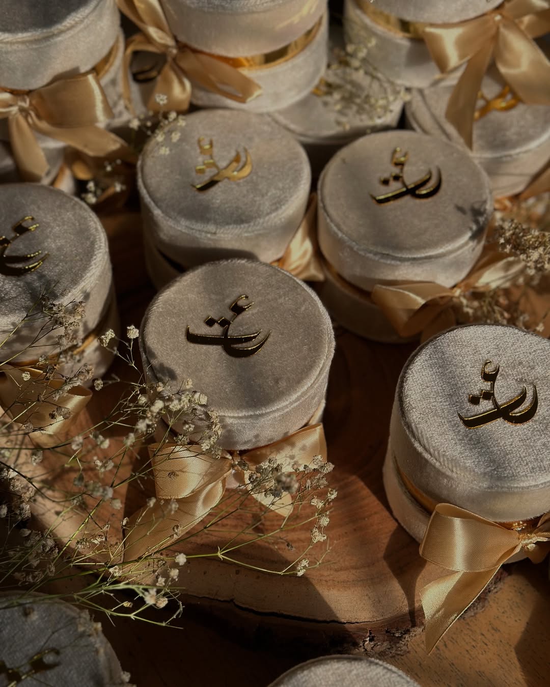 Personalized Velvet Nikkah Favor Boxes – Round Pakistani Wedding Gift Boxes USA with Gold Initials